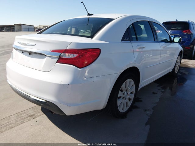 Aukcja sprzedaży 2012 Chrysler 200 Lx, vin: 1C3CCBAB4CN240812, numer aukcji: 44471910