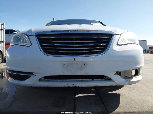 Aukcja sprzedaży 2012 Chrysler 200 Lx, vin: 1C3CCBAB4CN240812, numer aukcji: 44471910