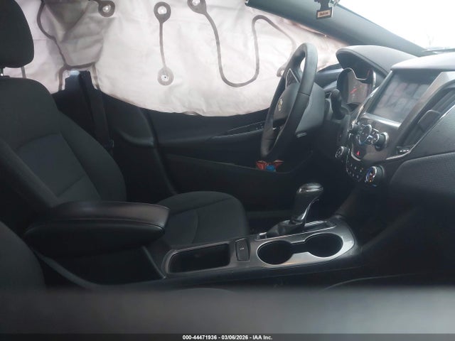 1G1BE5SM0H7251622 Chevrolet Cruze Lt Auto