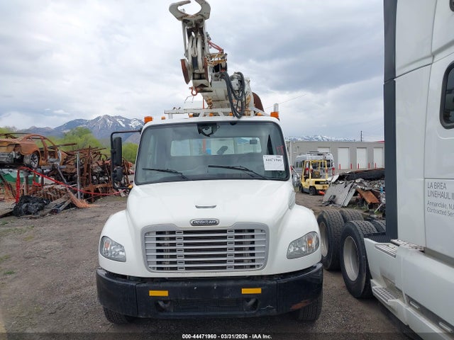 44471960 :رقم المزاد ، 1FVACXDT1EHFY4482 vin ، 2014 Freightliner M2 106 Medium Duty مزاد بيع