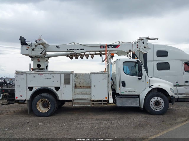 44471960 :رقم المزاد ، 1FVACXDT1EHFY4482 vin ، 2014 Freightliner M2 106 Medium Duty مزاد بيع