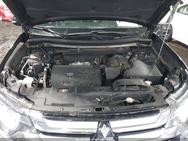 2017 MITSUBISHI OUTLANDER JA4AD3A33HZ012079 Photo 9