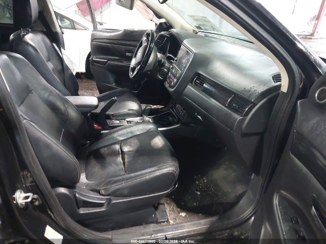 2017 MITSUBISHI OUTLANDER JA4AD3A33HZ012079 Photo 4