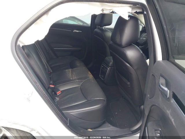 Aukcja sprzedaży 2023 Chrysler 300 Touring L, vin: 2C3CCADG8PH677390, numer aukcji: 44472015