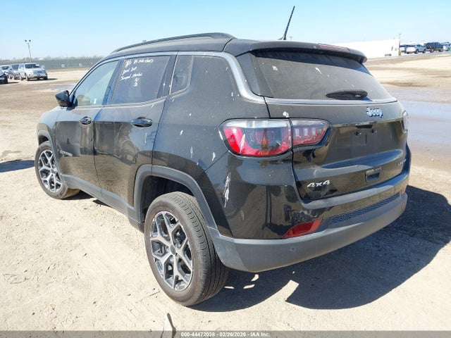 Jeep Compass Limited 4x4 2025 3C4NJDCN2ST548413 Image 3