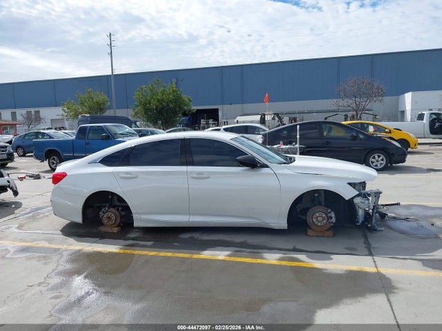 1HGCV1F33NA061240 Honda Accord Sport