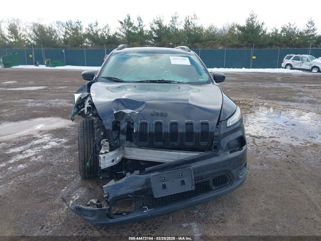 Продажа на аукционе авто 2016 Jeep Cherokee Altitude, vin: 1C4PJLAB8GW307713, номер лота: 44472104