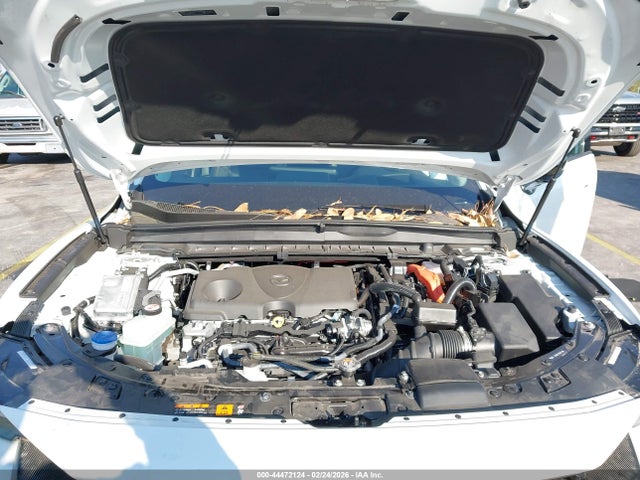 2026 Mazda Cx-50 Hybrid Premium Plus მანქანა იყიდება აუქციონზე, vin: 7MMVAAEW3TN142758, აუქციონის ნომერი: 44472124