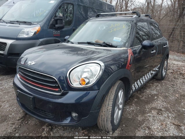 2013 MINI COUNTRYMAN WMWZB3C56DWM07704 Photo 1