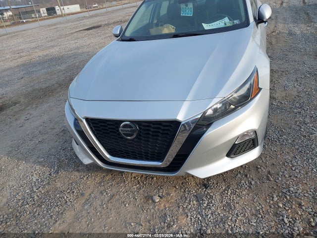 1N4BL4BV4NN411272 Nissan Altima S Fwd