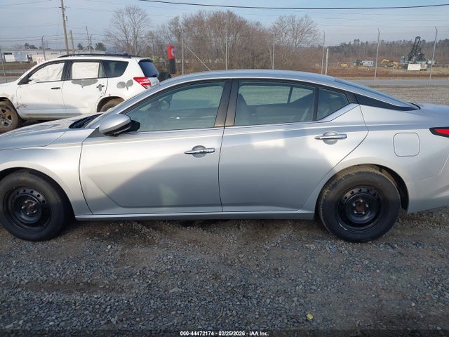 1N4BL4BV4NN411272 Nissan Altima S Fwd