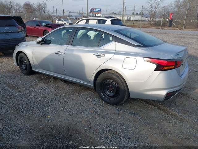 1N4BL4BV4NN411272 Nissan Altima S Fwd