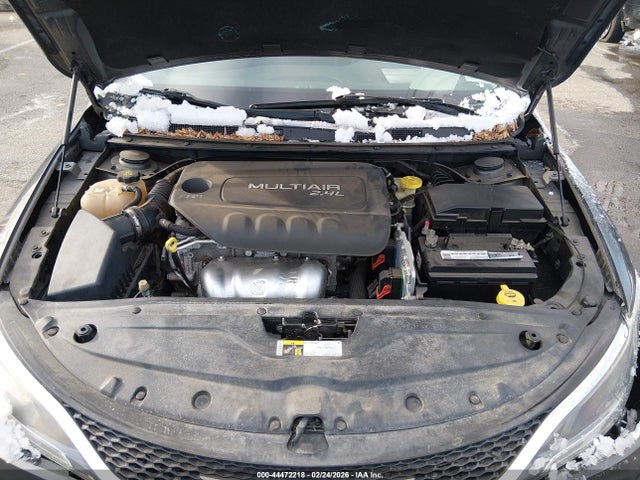 2015 Chrysler 200 Limited მანქანა იყიდება აუქციონზე, vin: 1C3CCCAB6FN686597, აუქციონის ნომერი: 44472218