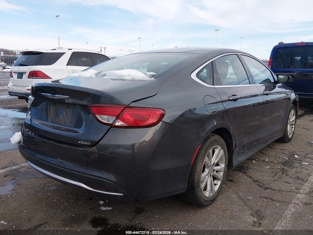 2015 Chrysler 200 Limited მანქანა იყიდება აუქციონზე, vin: 1C3CCCAB6FN686597, აუქციონის ნომერი: 44472218