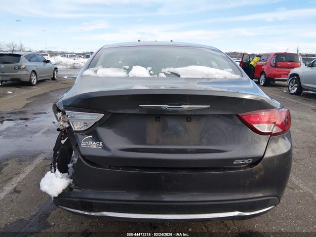 2015 Chrysler 200 Limited მანქანა იყიდება აუქციონზე, vin: 1C3CCCAB6FN686597, აუქციონის ნომერი: 44472218
