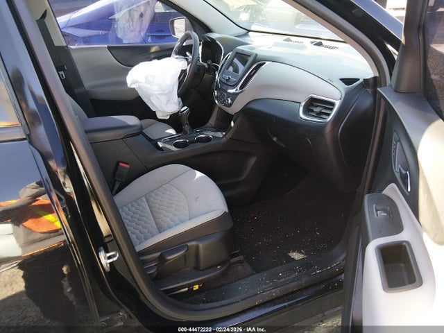 2GNAXHEV1K6196969 Chevrolet EQUINOX LS