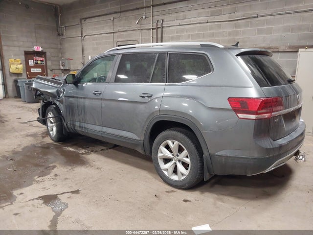 Продаж на аукціоні авто 2018 Volkswagen Atlas 3.6l V6 Se, vin: 1V2KR2CA0JC576121, номер лоту: 44472257
