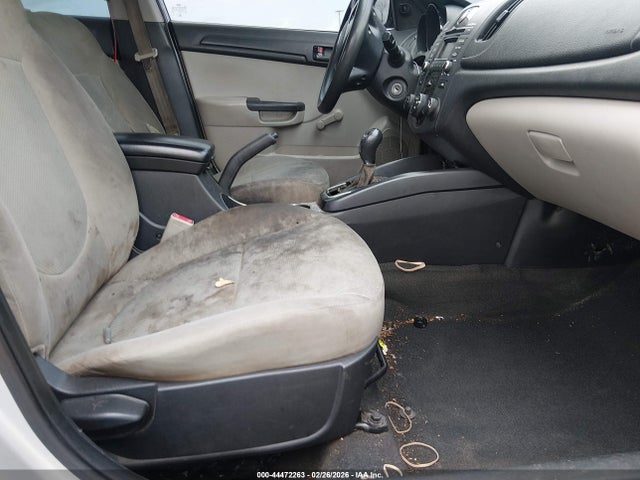 44472263 :رقم المزاد ، KNAFT4A26D5700412 vin ، 2013 Kia Forte Lx مزاد بيع