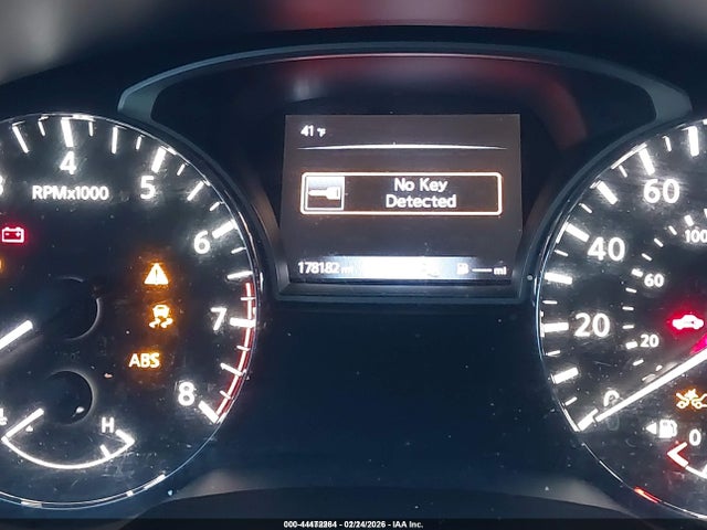 2017 Nissan Pathfinder Platinum მანქანა იყიდება აუქციონზე, vin: 5N1DR2MM3HC612540, აუქციონის ნომერი: 44472264
