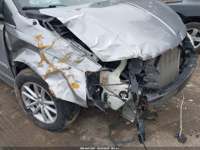 44472267 :رقم المزاد ، 2C4RC1HG7DR807892 vin ، 2013 Chrysler Town & Country S مزاد بيع