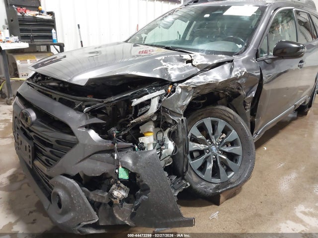 4S4BTGLD1P3115461 Subaru Outback Onyx Edition Xt