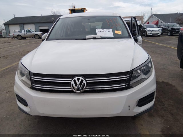 2014 Volkswagen Tiguan S მანქანა იყიდება აუქციონზე, vin: WVGAV3AX5EW543007, აუქციონის ნომერი: 44472330