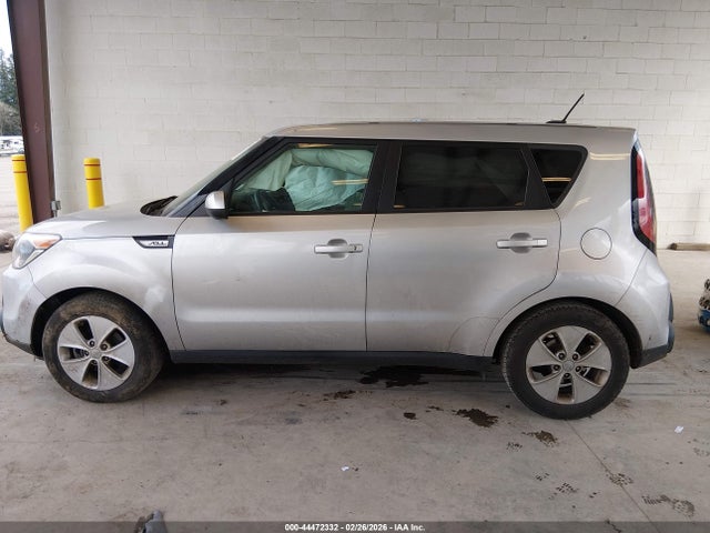 KNDJN2A26G7852646 KIA Soul
