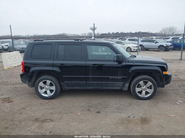 2017 Jeep Patriot Latitude Fwd მანქანა იყიდება აუქციონზე, vin: 1C4NJPFB6HD163437, აუქციონის ნომერი: 44472439