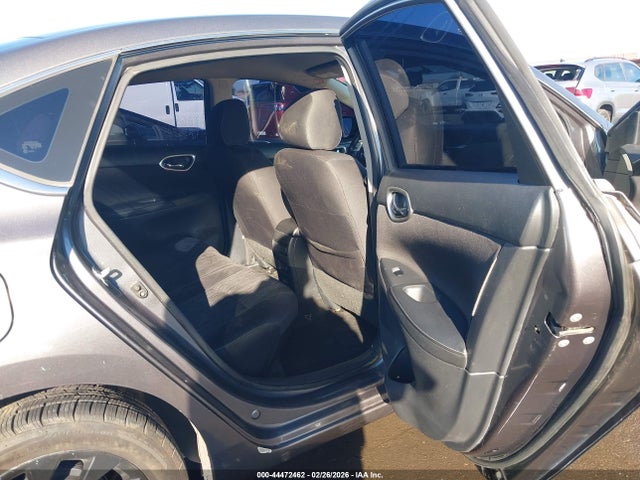 3N1AB7AP7JL642113 Nissan SENTRA SV