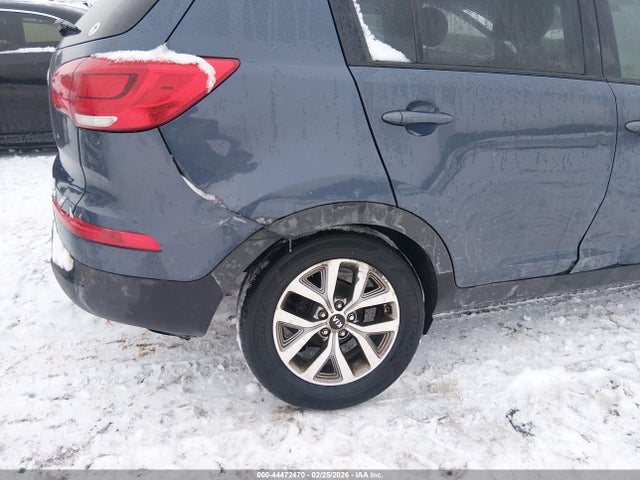 KNDPB3AC1G7854015 KIA Sportage Lx