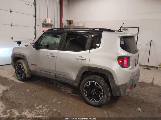 2016 JEEP RENEGADE ZACCJBCT9GPC67427 Photo 2