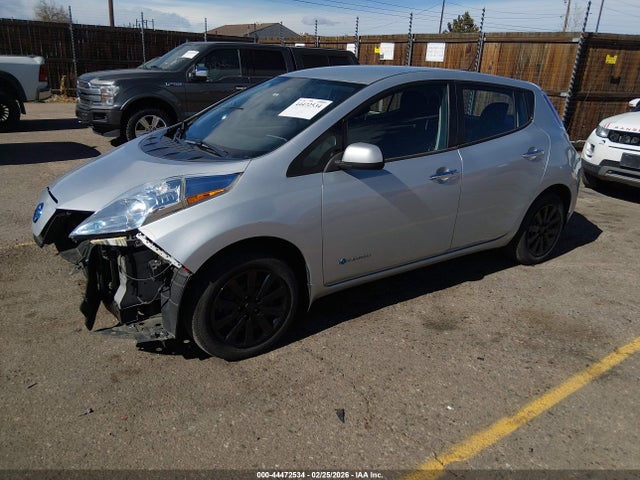 Nissan LEAF S 2017 1N4BZ0CP6HC307132 Image 2