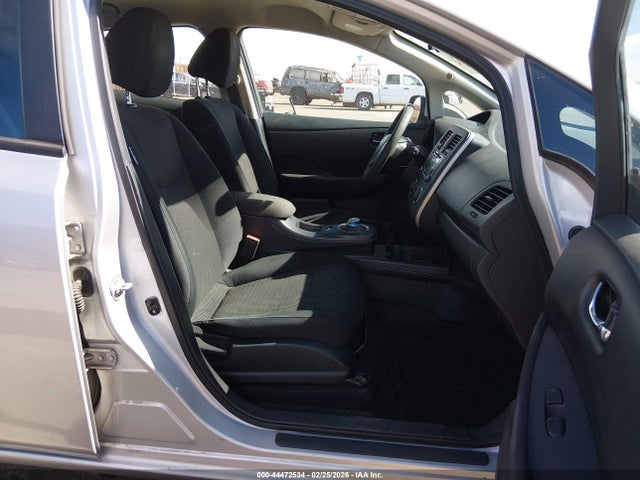 Nissan LEAF S 2017 1N4BZ0CP6HC307132 Image 5