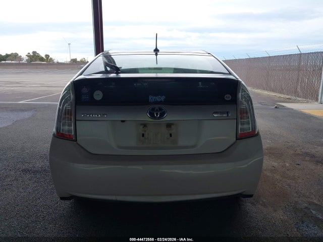 Toyota PRIUS PLUG-IN 2014 JTDKN3DP4E3062073 Image 17