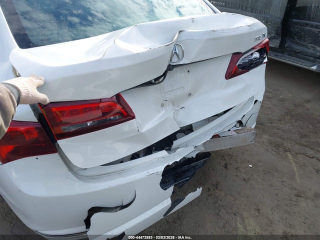 44472593 :رقم المزاد ، 19UUB1F50FA024016 vin ، 2015 Acura Tlx Tech مزاد بيع