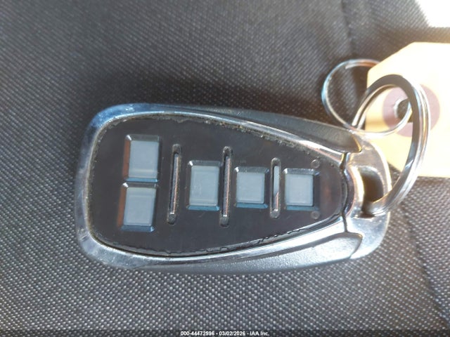 2GNAXUEV6K6237847 Chevrolet EQUINOX LT