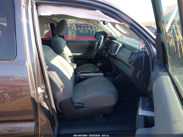 2021 TOYOTA TACOMA 3TYSZ5AN2MT051092 Photo 4