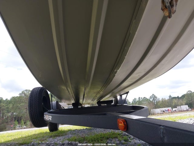 Tracker 16' 2026 BUJ24477I526 Image 14