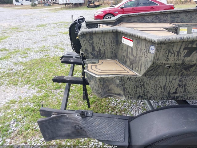 Tracker 16' 2026 BUJ24477I526 Image 6