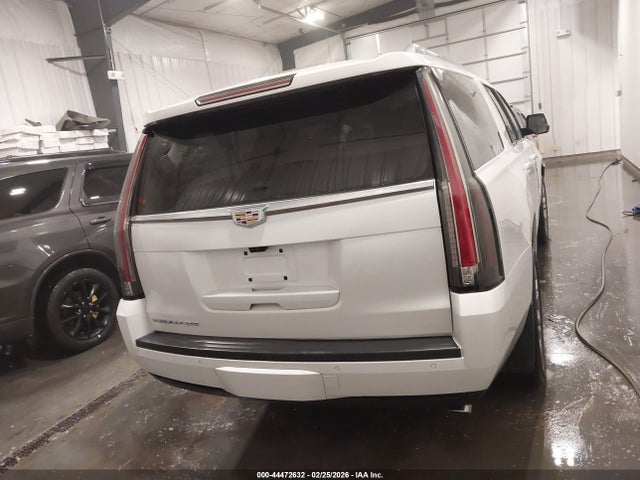 44472632 :رقم المزاد ، 1GYS4JKJ2JR178122 vin ، 2018 Cadillac Escalade Esv Premium Luxury مزاد بيع