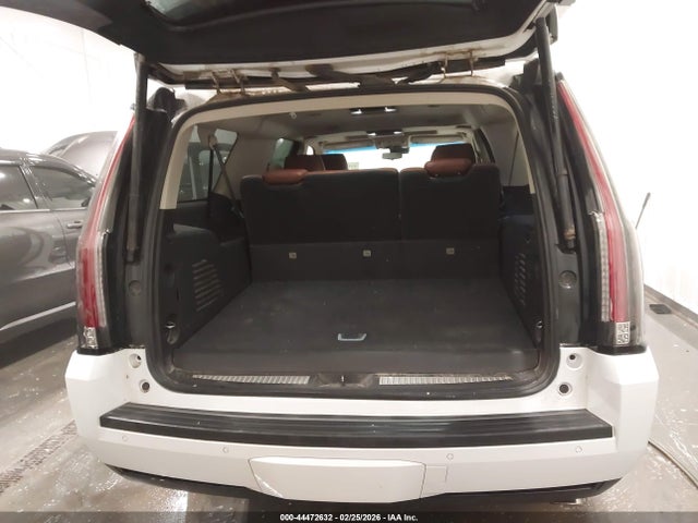 44472632 :رقم المزاد ، 1GYS4JKJ2JR178122 vin ، 2018 Cadillac Escalade Esv Premium Luxury مزاد بيع