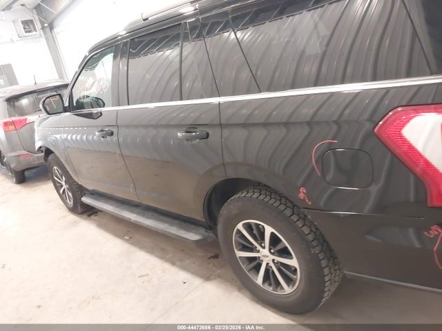 1FMJU1JTXJEA33143 Ford Expedition Xlt