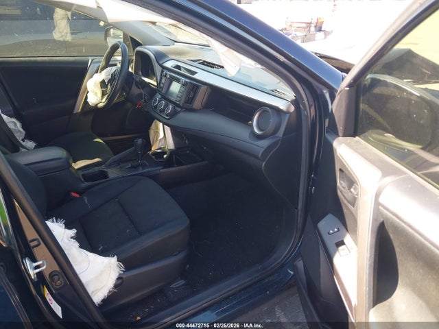 Продажа на аукционе авто 2017 Toyota Rav4 Le, vin: JTMBFREV2HJ709809, номер лота: 44472715