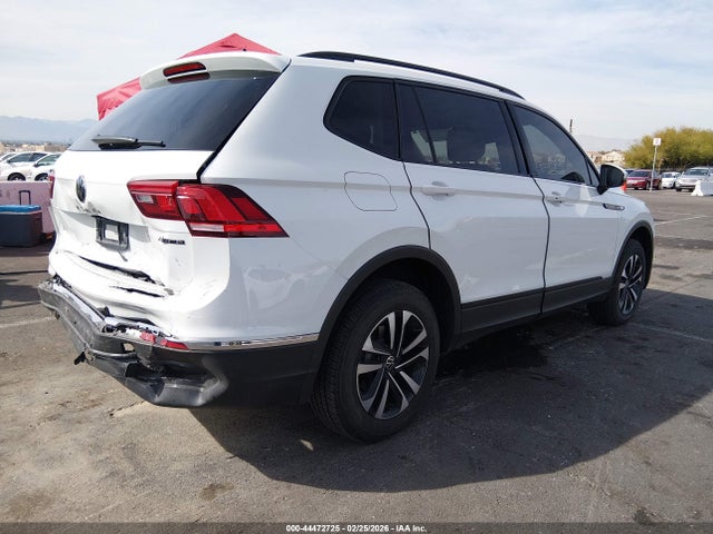 3VV0B7AX2NM030816 Volkswagen Tiguan 2.0t S