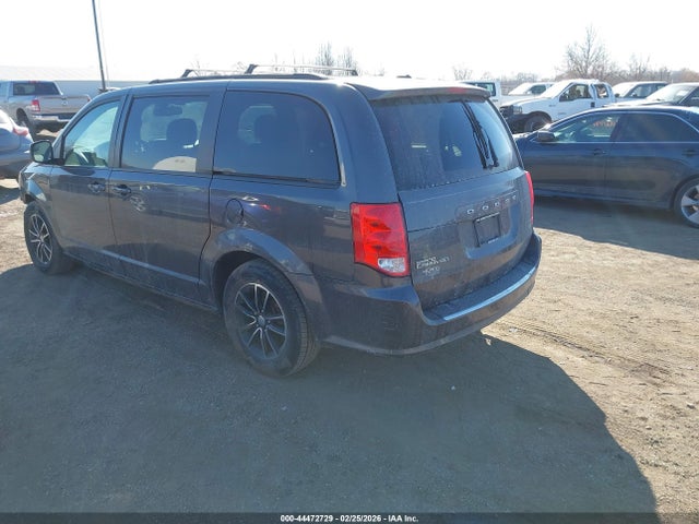 2C4RDGEG1JR318744 Dodge Grand Caravan Gt