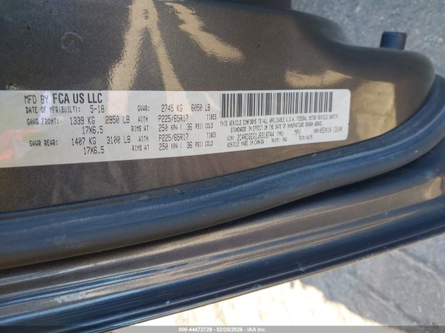 2C4RDGEG1JR318744 Dodge Grand Caravan Gt