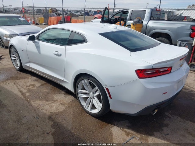 2018 CHEVROLET CAMARO 1G1FB1RX3J0106317 Photo 2