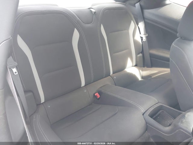 2018 CHEVROLET CAMARO 1G1FB1RX3J0106317 Photo 7