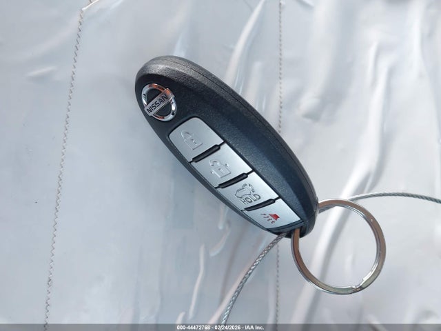 5N1AT2MM2GC768782 Nissan ROGUE SV