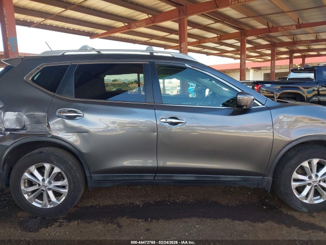 5N1AT2MM2GC768782 Nissan ROGUE SV